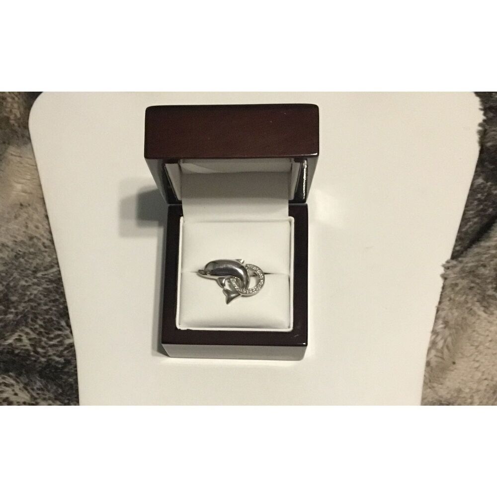 New Dolphin Jumping through Hoop Design Sim Diamond Ring Sz 6
